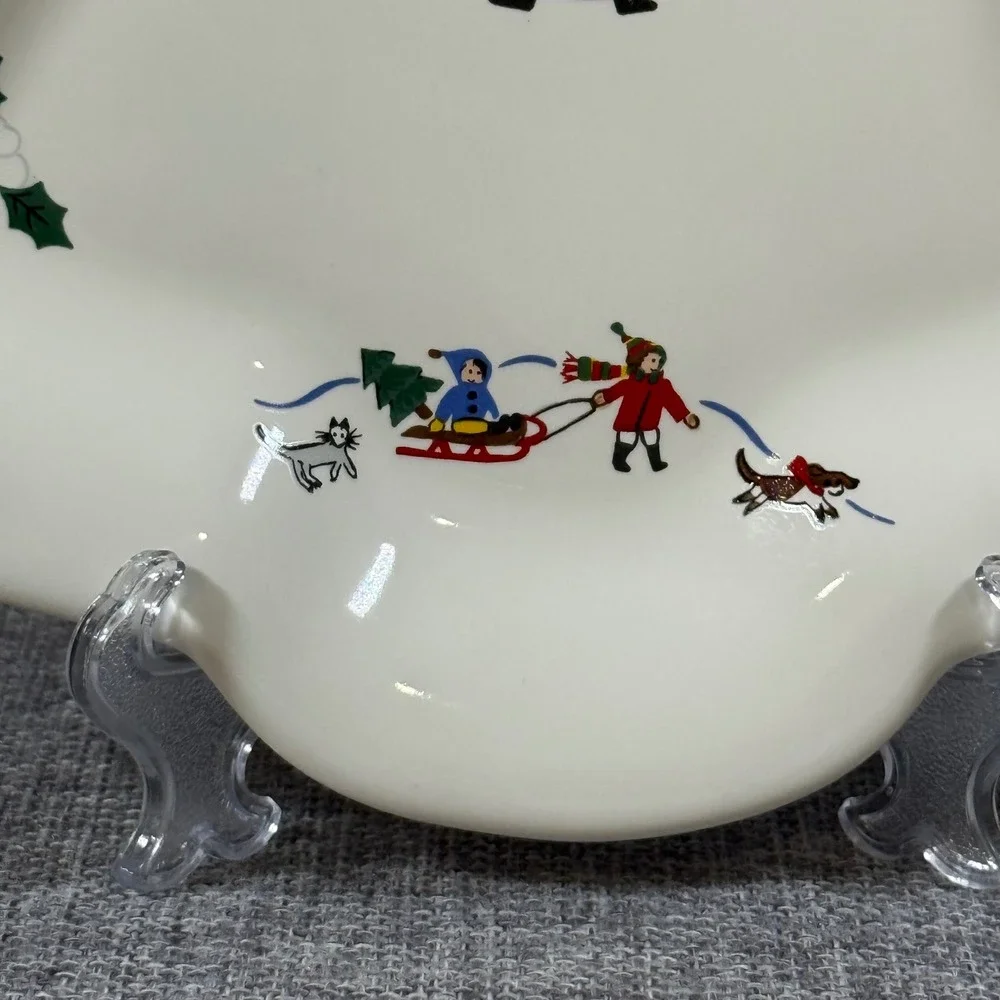 VTG Pfaltzgraff Snow Village Christmas Tree Plate Dish Snowman Santa Reindeer